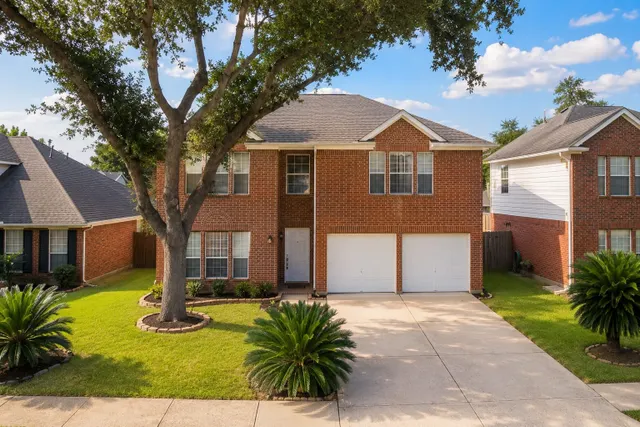 Popular Eaglewood Real Estate