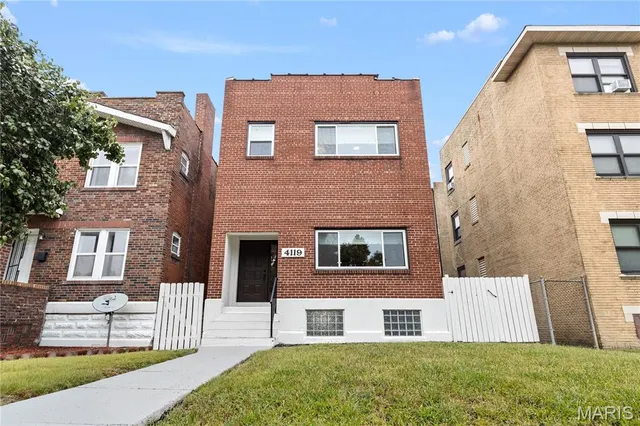 Expensive Benoist Add Real Estate