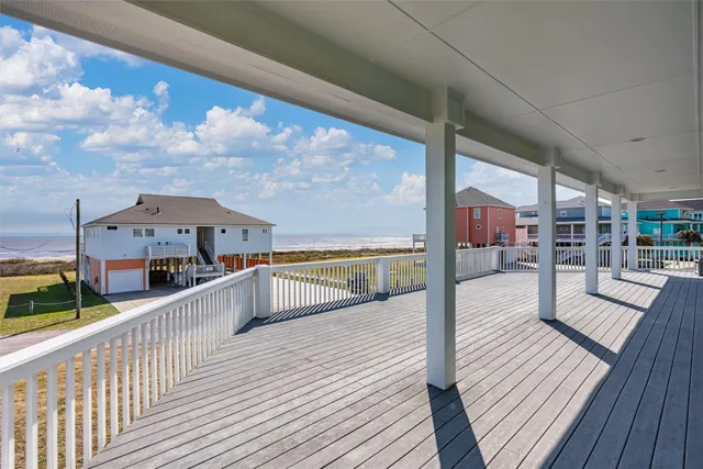 Popular Cobbs Cove 87 Real Estate
