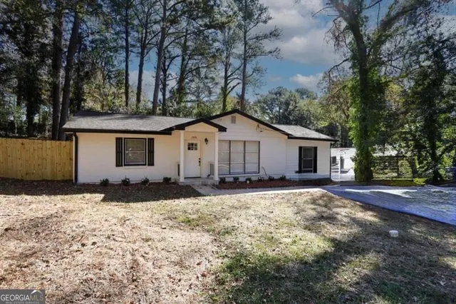Expensive Pinehill Real Estate