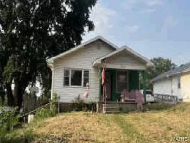 Popular Saint Joseph Real Estate