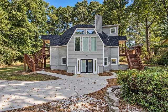 Popular Windsor Farms Real Estate