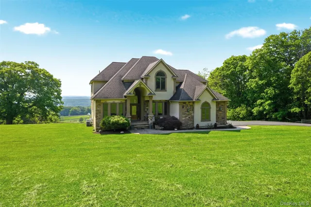 Popular Buttonwood Farm Real Estate