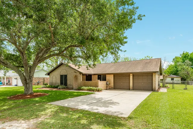 Popular Jones Creek Terrace Real Estate