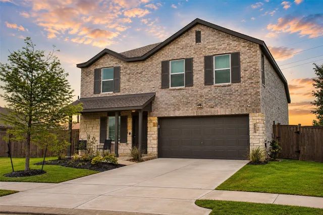 Popular Grand Prairie Highlands Real Estate