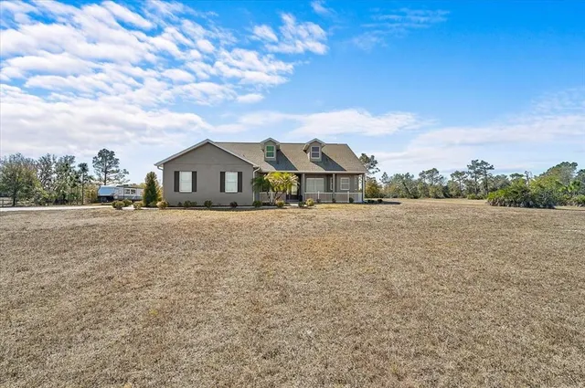Popular POMELLO RANCHES Real Estate