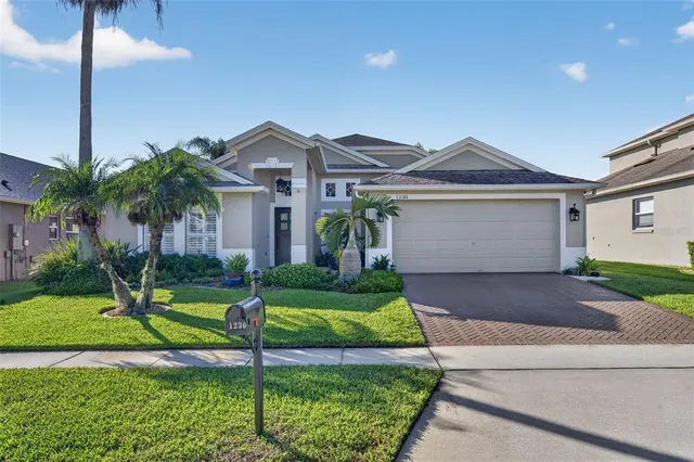 Popular PARKSTONE UNIT 3 Real Estate