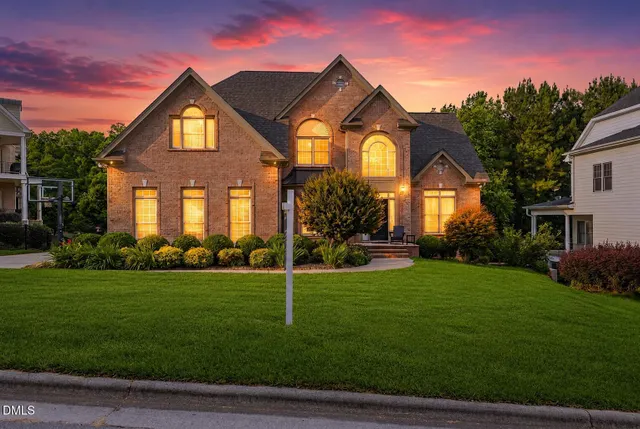 Expensive Pinecrest Park Real Estate