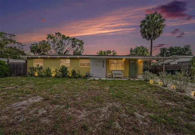 Popular GANDY GARDENS 7 Real Estate