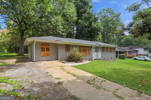 Popular Altoloma Park Real Estate