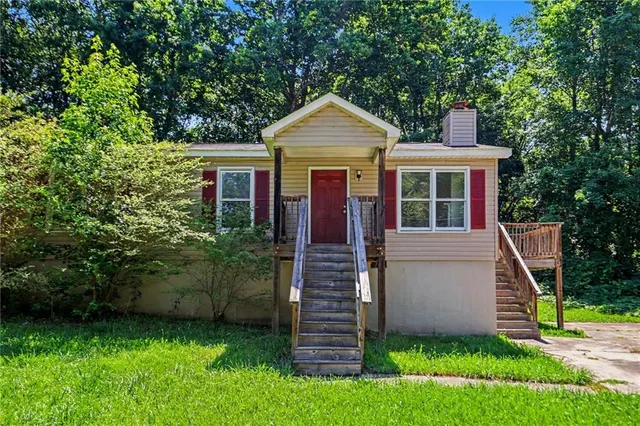 Popular Knob Hill Real Estate