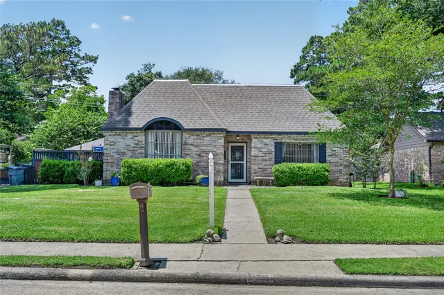 Popular Ravensway Sec 01 Real Estate