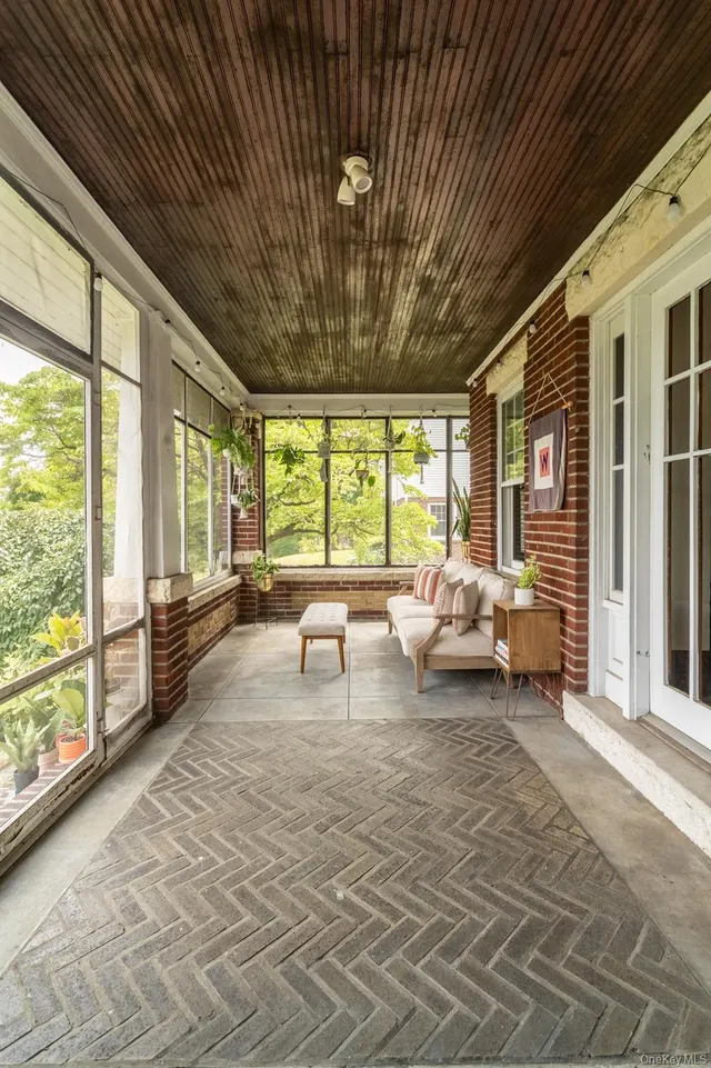 Popular Haverstraw Real Estate