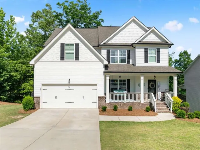 Popular Windsor Forest Real Estate