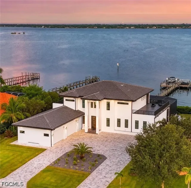 Expensive North Fort Myers Real Estate