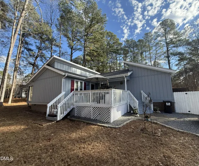 Popular Carolin Trace Real Estate
