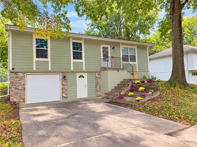 Popular Royal Oak Estates Real Estate