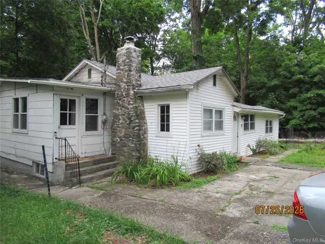 5 Point O Pine, Monroe NY 10950