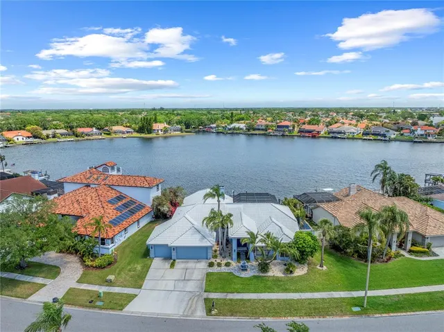 Expensive BAYSIDE WEST Real Estate