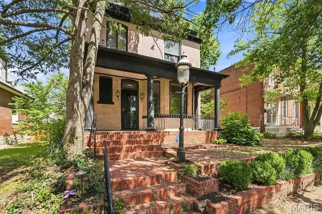 Popular Southampton Add Real Estate