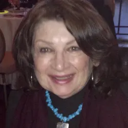 Elizabeth N Lippai Photo