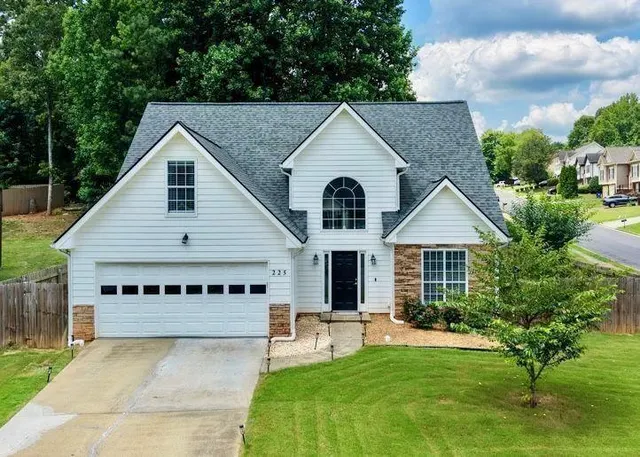 Popular WINNSONG CHASE Real Estate
