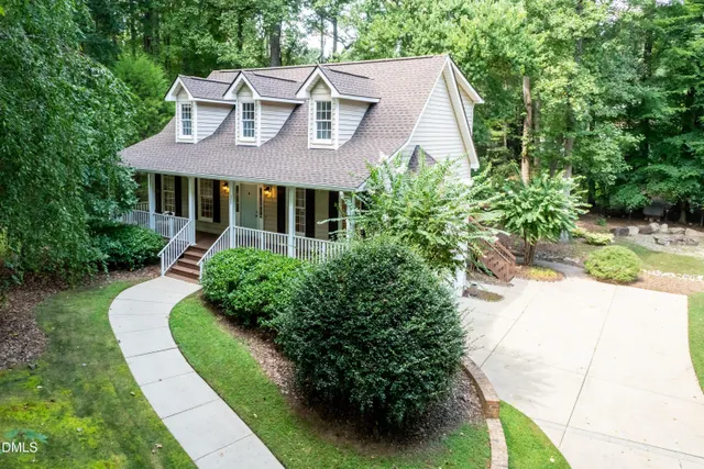Popular Cardinal Park Real Estate
