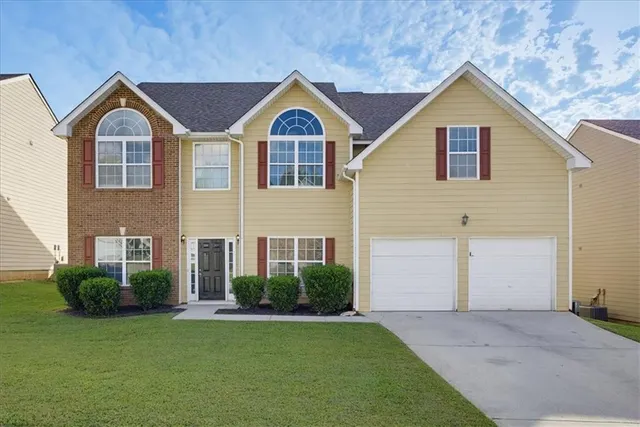 Popular Dodson Woods Real Estate