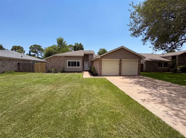 Popular Pipers Meadow Sec 02 Real Estate
