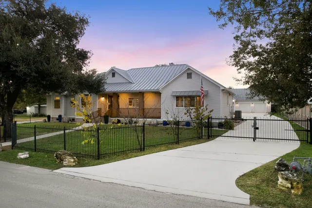 Popular Grandberry Real Estate