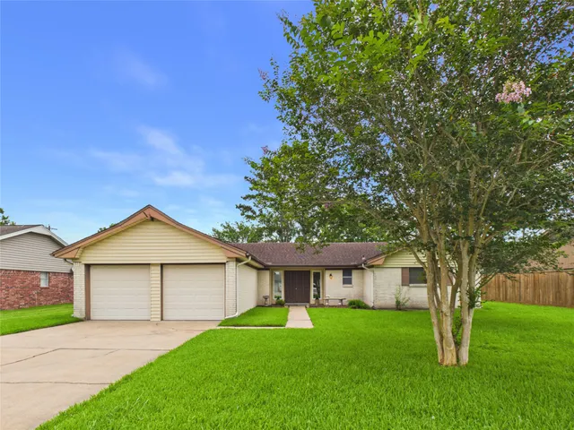 Cheap Kings Row Alvin Real Estate