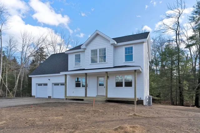Popular Norton Woods HOA Real Estate