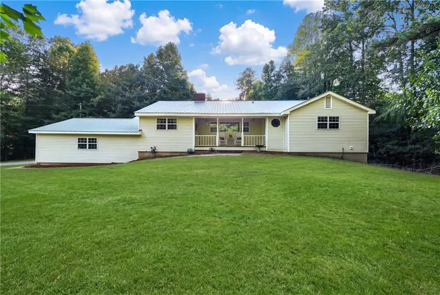 Popular GREENWOOD ACRES Real Estate