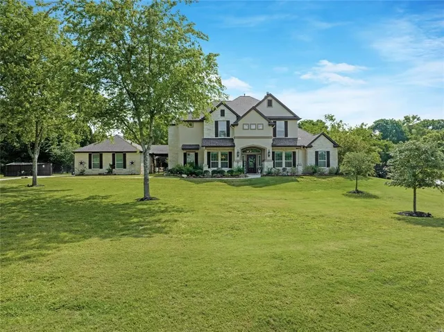 Popular Emerald Lakes 03 Real Estate