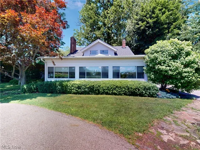 Popular Madison Golf Lakelands Real Estate