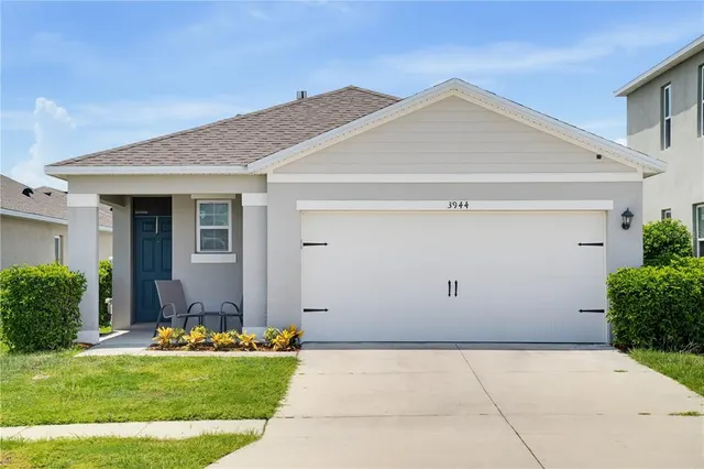 Popular LAKE DENHAM ESTATES Real Estate