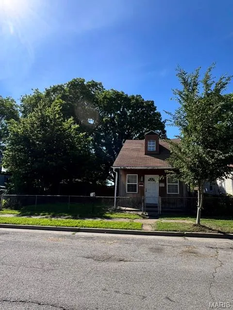 Popular Ivorys Add Real Estate