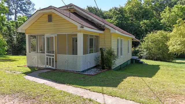 Popular Tract 1-3 Real Estate