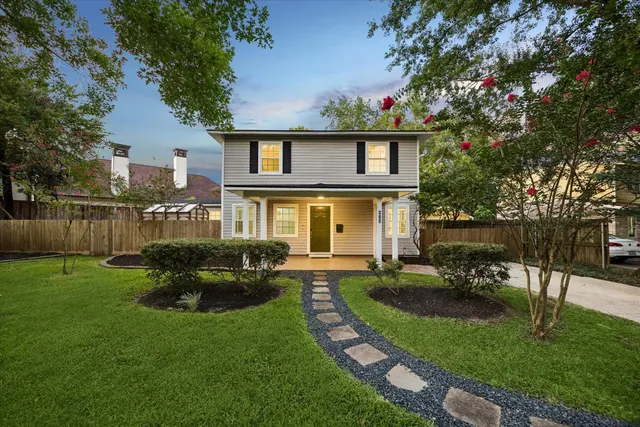 Popular Garden Oaks Sec 03 Real Estate