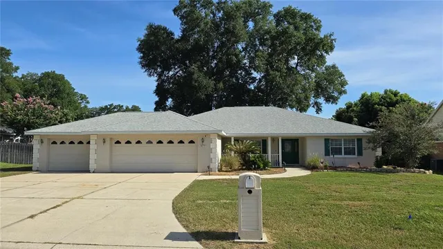 Popular HUNTERS TRACE Real Estate