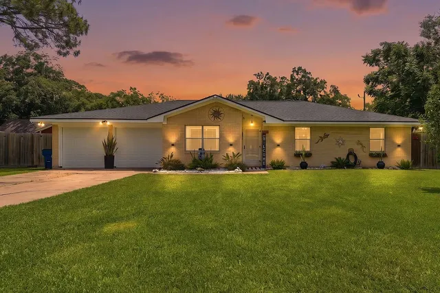 Popular Amburn Homesites Real Estate