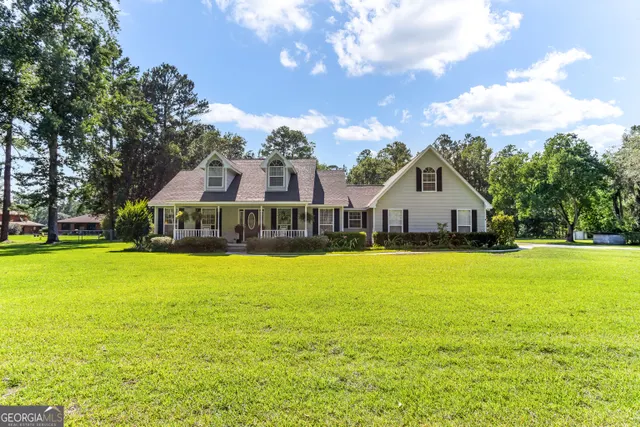 Popular Woodbine Real Estate