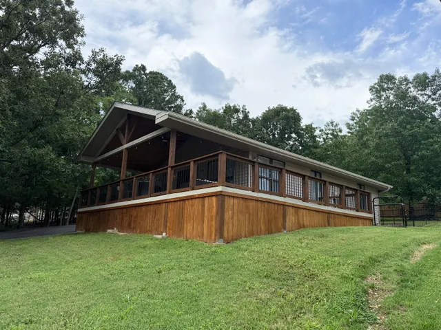 Popular Arrowhead Estates Real Estate