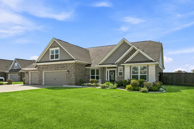 Popular Lakes of Champions Real Estate