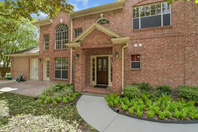 Popular Brownstone Square At Bellaire Real Estate