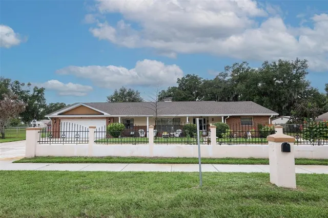 Popular JESSAMINE BEACH Real Estate