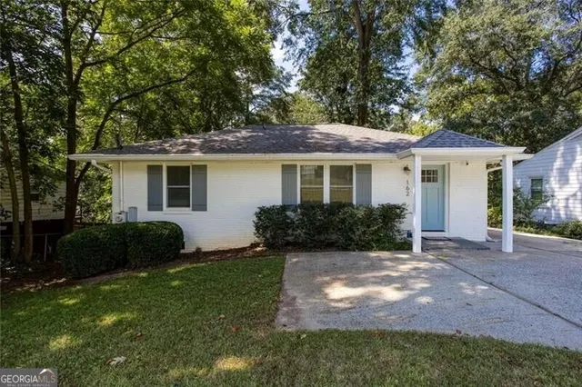 Cheap Powers Ferry Hills Real Estate
