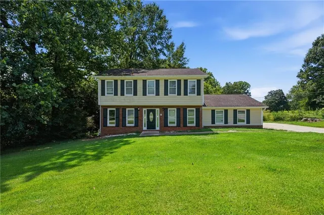 Popular Whispering Woods Real Estate