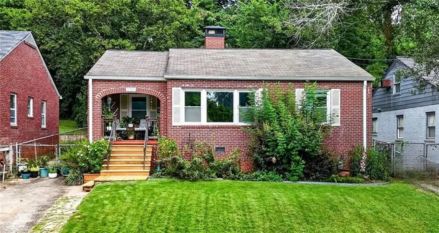 Popular Cascade Road Real Estate