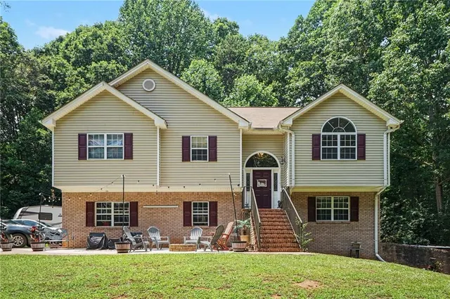 Popular Allen L Venable JR Real Estate